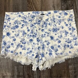 Floral Blue and White Women Shorts